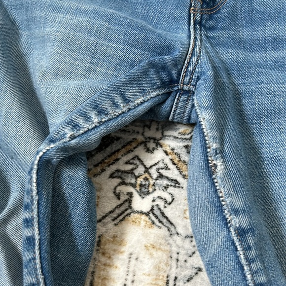 Levi jeans. 721 high rise skinny sz 27 distressed - Picture 3 of 4